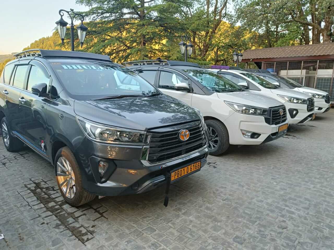 Innova Crysta Amritsar Taxi - Luxury Car Hire for Airport and Outstation